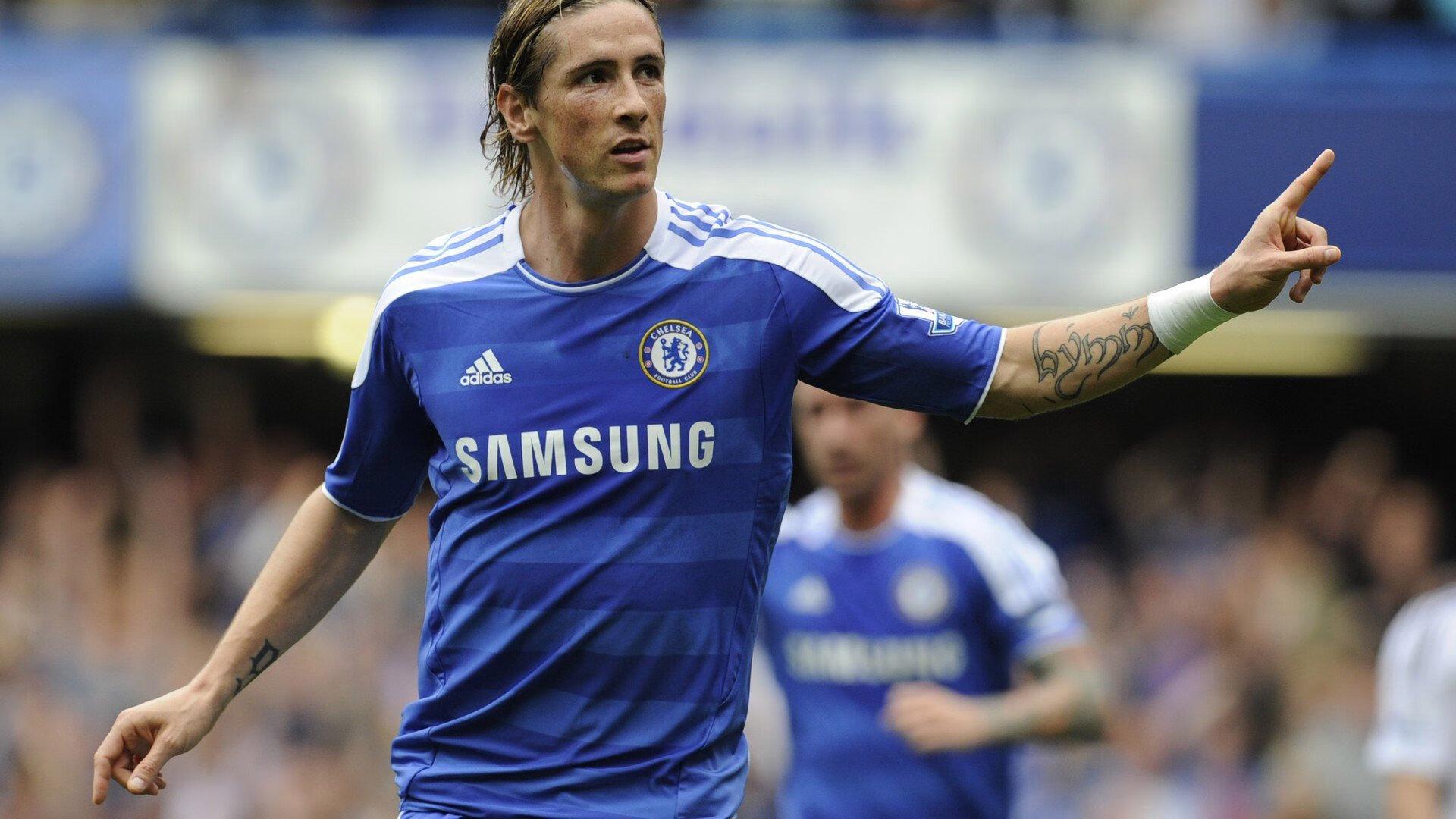 山东泰山队大连踩场 梭鱼湾夜训备战有序